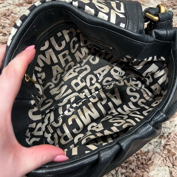 Marc by Marc Jacobs Classic Q Lil Ukita Pebbled Leather Crossbody in Black - Picture 7 of 8